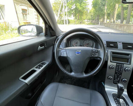 Черный Вольво С40, объемом двигателя 2 л и пробегом 218 тыс. км за 7400 $, фото 12 на Automoto.ua
