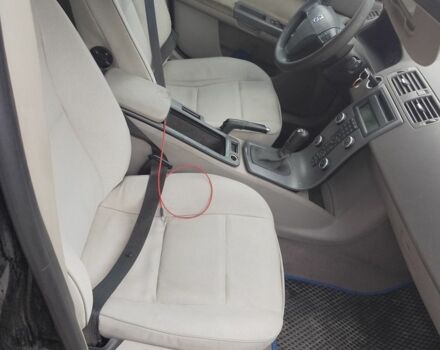 Черный Вольво С40, объемом двигателя 1.8 л и пробегом 207 тыс. км за 7400 $, фото 1 на Automoto.ua