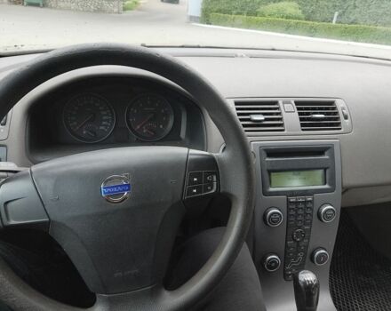 Черный Вольво С40, объемом двигателя 1.8 л и пробегом 207 тыс. км за 7400 $, фото 2 на Automoto.ua