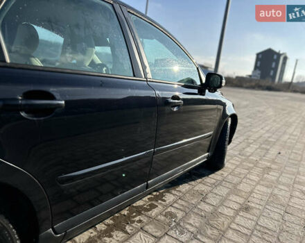 Черный Вольво С40, объемом двигателя 1.56 л и пробегом 243 тыс. км за 7400 $, фото 8 на Automoto.ua