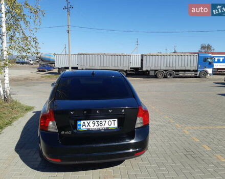 Черный Вольво С40, объемом двигателя 1.6 л и пробегом 251 тыс. км за 7000 $, фото 8 на Automoto.ua