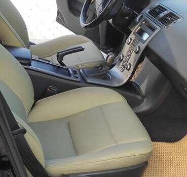 Вольво С40 2009 в Старом Самборе на Automoto.ua Черный Вольво С40, объемом двигателя 1.6 л и пробегом 255 тыс. км за 5999 $, фото 8 на Automoto.ua