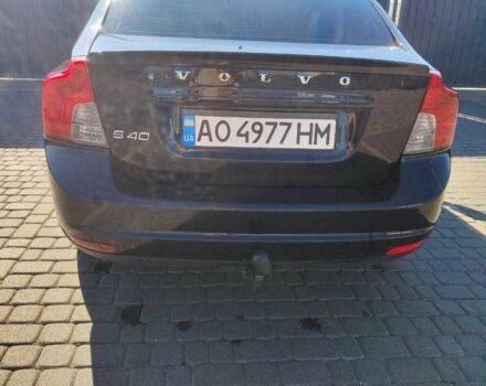 Черный Вольво С40, объемом двигателя 1.6 л и пробегом 241 тыс. км за 7700 $, фото 2 на Automoto.ua