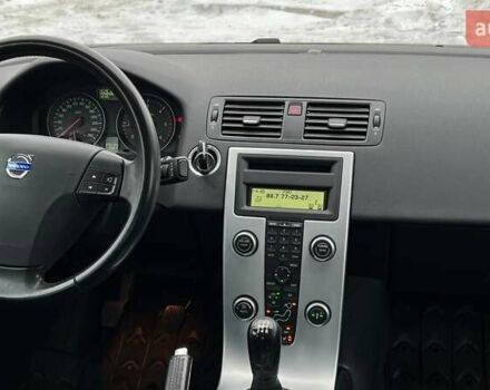 Черный Вольво С40, объемом двигателя 1.56 л и пробегом 245 тыс. км за 7999 $, фото 19 на Automoto.ua