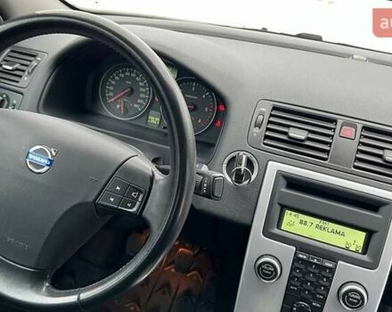 Черный Вольво С40, объемом двигателя 1.56 л и пробегом 245 тыс. км за 7999 $, фото 12 на Automoto.ua