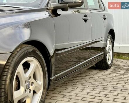 Черный Вольво С40, объемом двигателя 1.6 л и пробегом 236 тыс. км за 8750 $, фото 20 на Automoto.ua