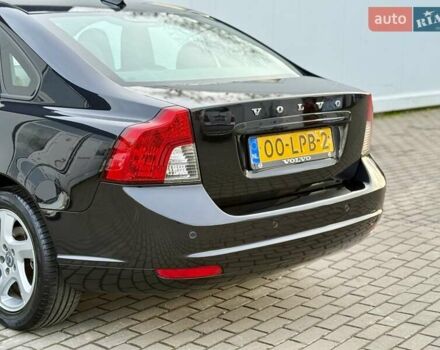 Черный Вольво С40, объемом двигателя 1.6 л и пробегом 236 тыс. км за 8750 $, фото 14 на Automoto.ua