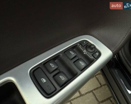 Черный Вольво С40, объемом двигателя 1.6 л и пробегом 236 тыс. км за 8750 $, фото 49 на Automoto.ua