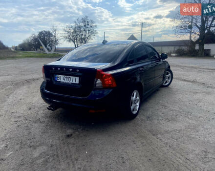 Черный Вольво С40, объемом двигателя 1.56 л и пробегом 209 тыс. км за 9000 $, фото 3 на Automoto.ua