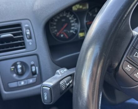 Чорний Вольво S40, об'ємом двигуна 1.6 л та пробігом 208 тис. км за 8800 $, фото 12 на Automoto.ua