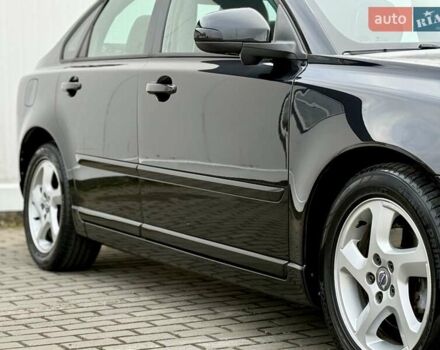 Черный Вольво С40, объемом двигателя 1.6 л и пробегом 236 тыс. км за 8750 $, фото 16 на Automoto.ua