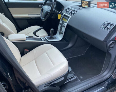 Черный Вольво С40, объемом двигателя 0 л и пробегом 231 тыс. км за 9700 $, фото 65 на Automoto.ua