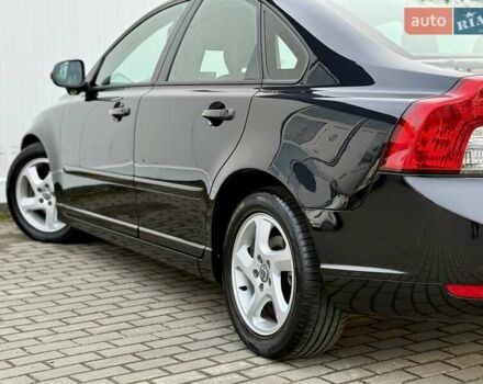 Черный Вольво С40, объемом двигателя 1.6 л и пробегом 236 тыс. км за 8750 $, фото 21 на Automoto.ua
