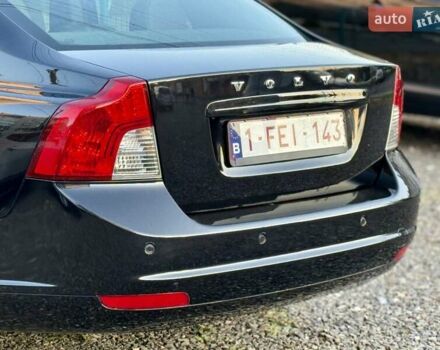 Чорний Вольво S40, об'ємом двигуна 1.6 л та пробігом 236 тис. км за 8950 $, фото 14 на Automoto.ua