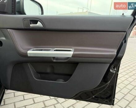 Черный Вольво С40, объемом двигателя 1.6 л и пробегом 236 тыс. км за 8750 $, фото 33 на Automoto.ua