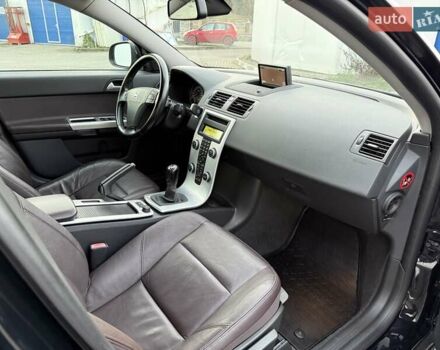 Черный Вольво С40, объемом двигателя 1.6 л и пробегом 236 тыс. км за 8750 $, фото 25 на Automoto.ua