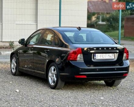 Чорний Вольво S40, об'ємом двигуна 1.6 л та пробігом 236 тис. км за 8950 $, фото 4 на Automoto.ua