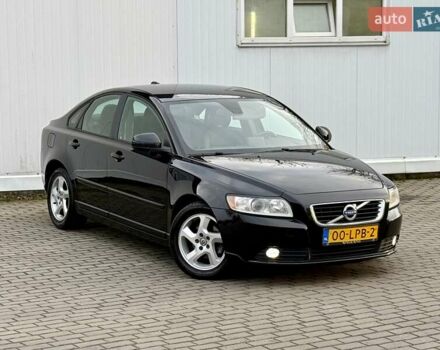Черный Вольво С40, объемом двигателя 1.6 л и пробегом 236 тыс. км за 8750 $, фото 9 на Automoto.ua