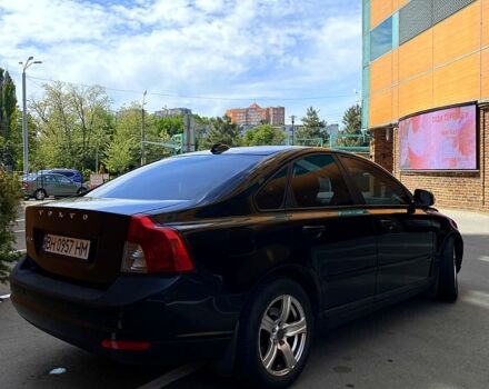 Чорний Вольво S40, об'ємом двигуна 2 л та пробігом 169 тис. км за 8000 $, фото 1 на Automoto.ua