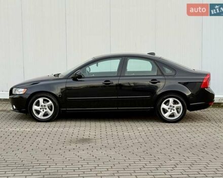 Черный Вольво С40, объемом двигателя 1.6 л и пробегом 236 тыс. км за 8750 $, фото 3 на Automoto.ua