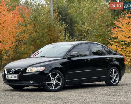 Черный Вольво С40, объемом двигателя 1.6 л и пробегом 210 тыс. км за 8800 $, фото 8 на Automoto.ua