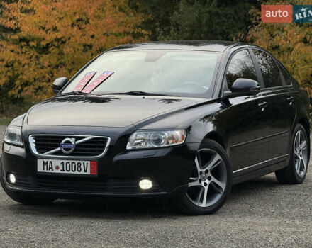 Черный Вольво С40, объемом двигателя 1.6 л и пробегом 210 тыс. км за 8800 $, фото 46 на Automoto.ua