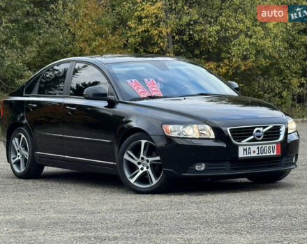 Черный Вольво С40, объемом двигателя 1.6 л и пробегом 210 тыс. км за 8800 $, фото 13 на Automoto.ua