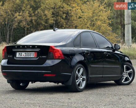 Черный Вольво С40, объемом двигателя 1.6 л и пробегом 210 тыс. км за 8800 $, фото 10 на Automoto.ua