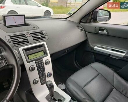 Черный Вольво С40, объемом двигателя 1.98 л и пробегом 282 тыс. км за 9300 $, фото 9 на Automoto.ua