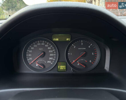 Черный Вольво С40, объемом двигателя 1.6 л и пробегом 210 тыс. км за 8800 $, фото 78 на Automoto.ua