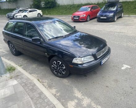 Черный Вольво С40, объемом двигателя 1.7 л и пробегом 280 тыс. км за 3500 $, фото 3 на Automoto.ua