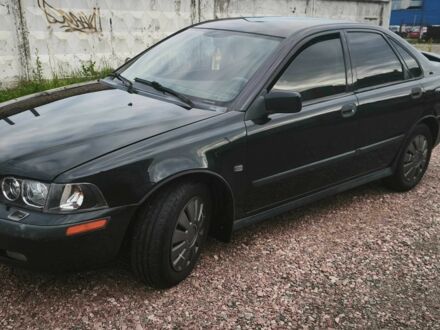 Вольво S40 2003 у Києві на Automoto.ua Чорний Вольво S40, об'ємом двигуна 2 л та пробігом 217 тис. км за 3600 $, фото 1 на Automoto.ua