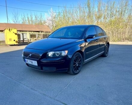 Черный Вольво С40, объемом двигателя 2.4 л и пробегом 174 тыс. км за 3899 $, фото 1 на Automoto.ua