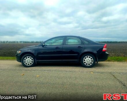 Черный Вольво С40, объемом двигателя 1.6 л и пробегом 260 тыс. км за 5500 $, фото 1 на Automoto.ua