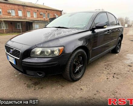 Черный Вольво С40, объемом двигателя 2 л и пробегом 247 тыс. км за 2500 $, фото 1 на Automoto.ua
