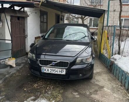 Чорний Вольво S40, об'ємом двигуна 1.6 л та пробігом 211 тис. км за 6200 $, фото 1 на Automoto.ua