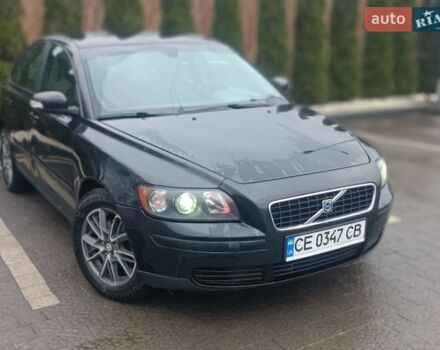 Черный Вольво С40, объемом двигателя 1.6 л и пробегом 400 тыс. км за 4350 $, фото 1 на Automoto.ua