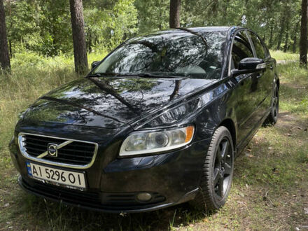 Вольво S40 2008 у Кропивницькому (Кіровограді) на Automoto.ua Чорний Вольво S40, об'ємом двигуна 1.98 л та пробігом 217 тис. км за 6650 $, фото 1 на Automoto.ua