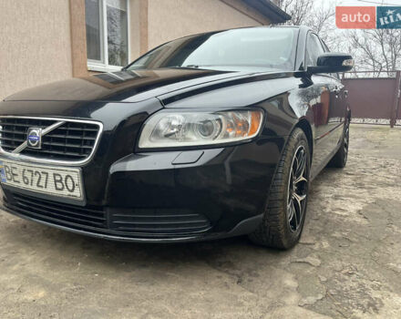Чорний Вольво S40, об'ємом двигуна 1.6 л та пробігом 157 тис. км за 7000 $, фото 1 на Automoto.ua
