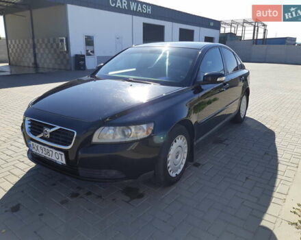 Чорний Вольво S40, об'ємом двигуна 1.6 л та пробігом 251 тис. км за 7000 $, фото 1 на Automoto.ua