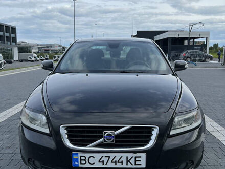 Вольво S40 2008 у Львові на Automoto.ua Чорний Вольво S40, об'ємом двигуна 1.6 л та пробігом 222 тис. км за 5999 $, фото 1 на Automoto.ua