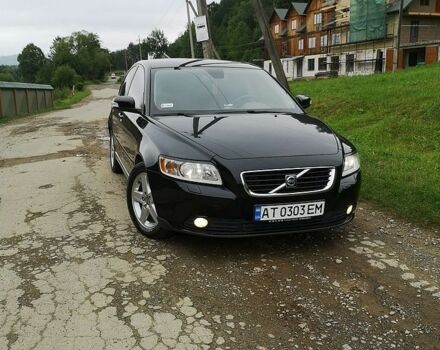 Черный Вольво С40, объемом двигателя 1.6 л и пробегом 312 тыс. км за 6500 $, фото 1 на Automoto.ua
