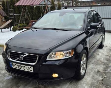 Черный Вольво С40, объемом двигателя 1.6 л и пробегом 255 тыс. км за 6000 $, фото 1 на Automoto.ua