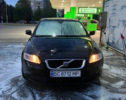 Черный Вольво С40, объемом двигателя 1.6 л и пробегом 233 тыс. км за 6500 $, фото 1 на Automoto.ua