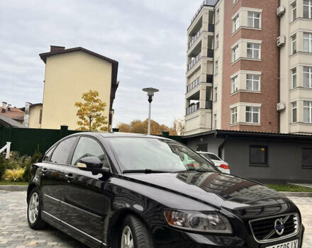 Вольво С40 2010 в Ивано-Франковске на Automoto.ua Черный Вольво С40, объемом двигателя 1.56 л и пробегом 224 тыс. км за 8200 $, фото 1 на Automoto.ua