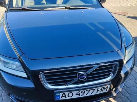 Черный Вольво С40, объемом двигателя 1.6 л и пробегом 241 тыс. км за 7700 $, фото 1 на Automoto.ua