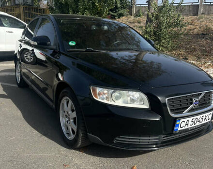 Чорний Вольво S40, об'ємом двигуна 1.6 л та пробігом 318 тис. км за 7400 $, фото 1 на Automoto.ua