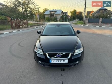 Чорний Вольво S40, об'ємом двигуна 1.6 л та пробігом 239 тис. км за 8800 $, фото 1 на Automoto.ua