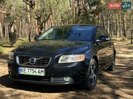 Чорний Вольво S40, об'ємом двигуна 1.98 л та пробігом 213 тис. км за 12400 $, фото 1 на Automoto.ua