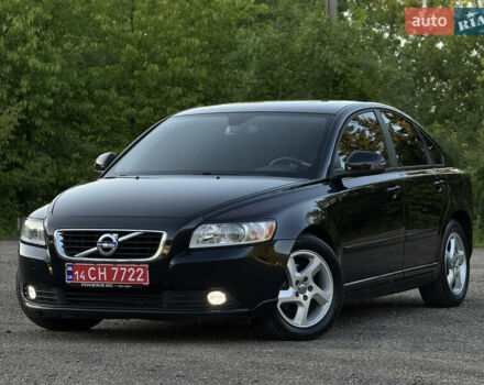 Чорний Вольво S40, об'ємом двигуна 1.6 л та пробігом 178 тис. км за 8777 $, фото 1 на Automoto.ua